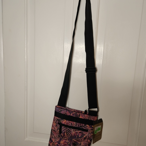 Dakine Pink and Black Crossbody Bag - Picture 1 of 1